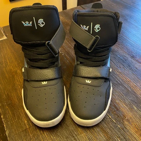 Ultra Rare Supra × SkullcandyBreaker